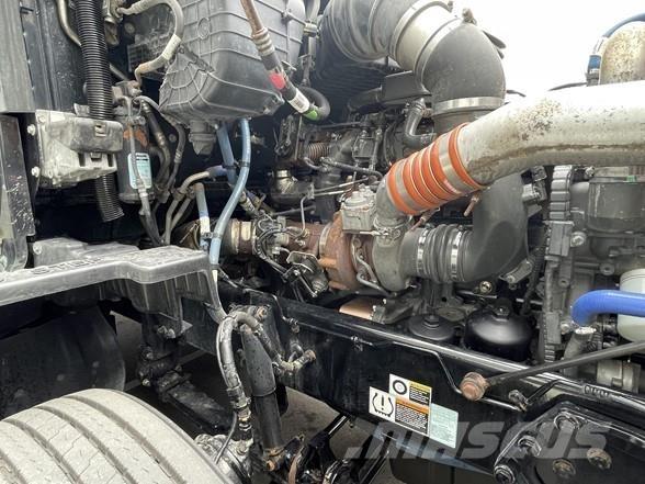 Kenworth T680 Tractor Units