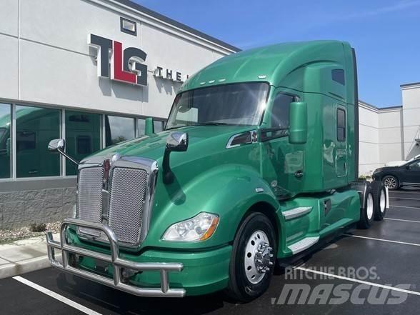 Kenworth T680 Tractor Units
