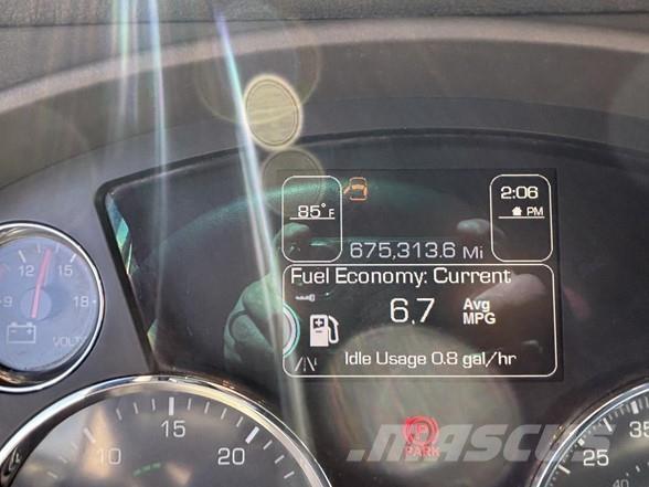 Kenworth T680 Tractor Units