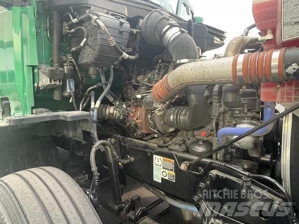 Kenworth T680 Tractor Units