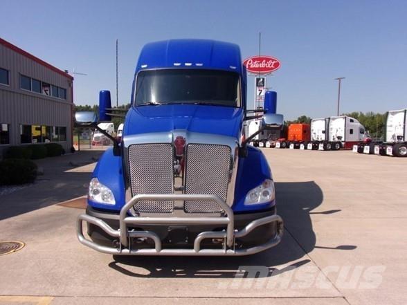 Kenworth T680 Tractor Units