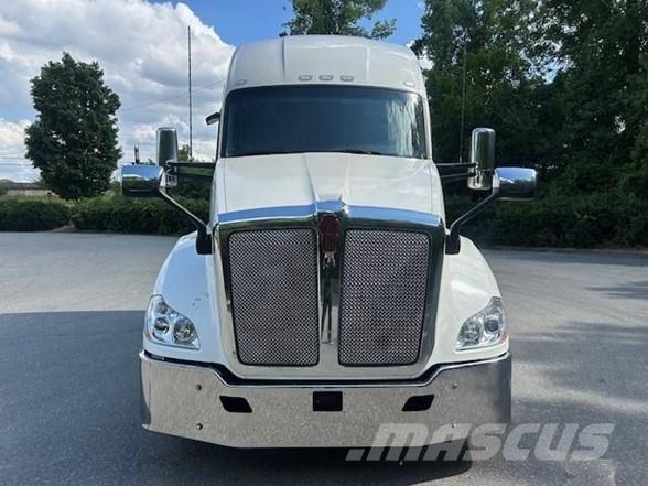 Kenworth T680 Tractor Units