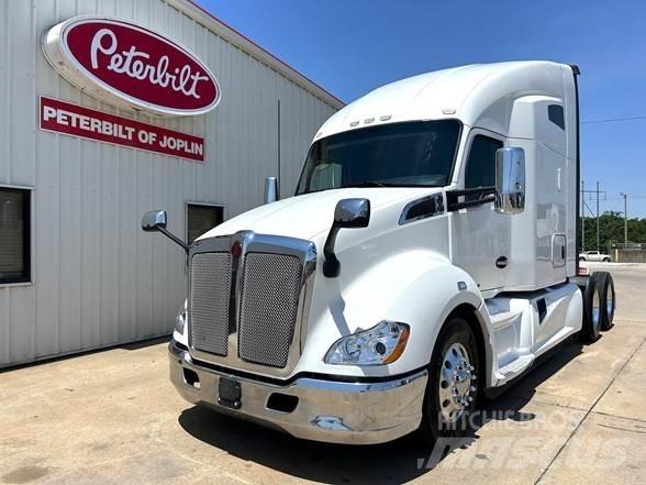 Kenworth T680 Tractor Units