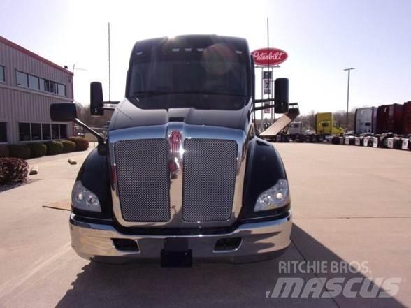 Kenworth T680 Tractor Units