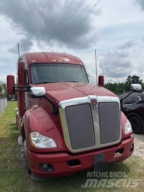 Kenworth T680 Tractor Units