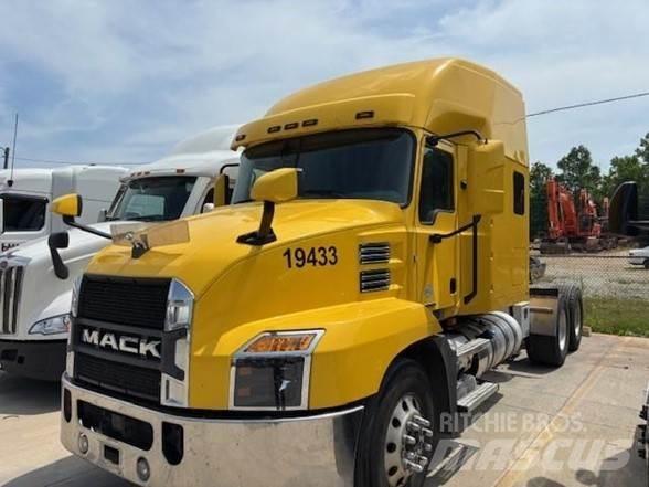 Mack ANTHEM 64T Tractor Units