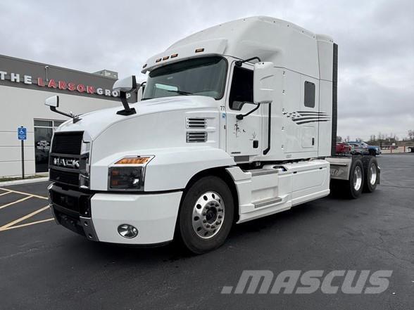 Mack ANTHEM 64T Tractor Units