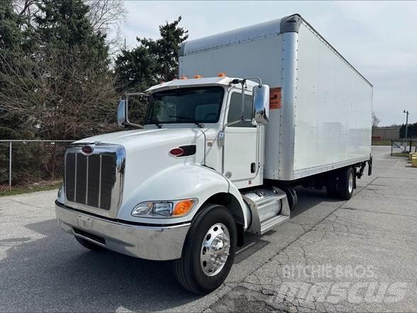 Peterbilt 337 Construction - Others