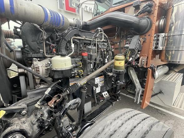 Peterbilt 389 Tractor Units