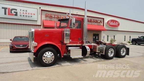 Peterbilt 389 Tractor Units