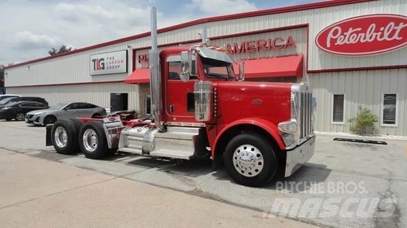 Peterbilt 389 Tractor Units