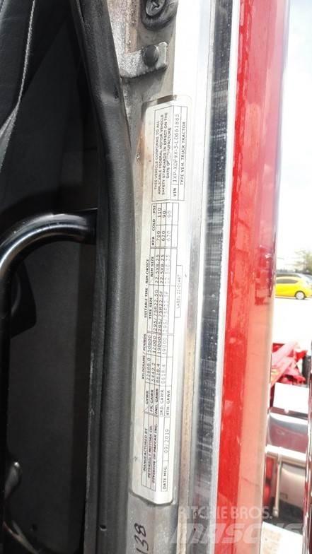 Peterbilt 389 Tractor Units
