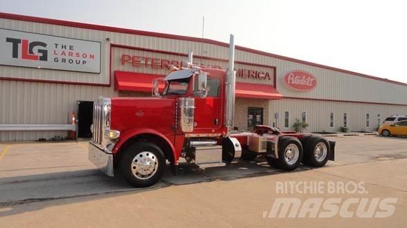 Peterbilt 389 Tractor Units