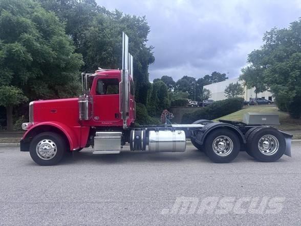 Peterbilt 389 Tractor Units