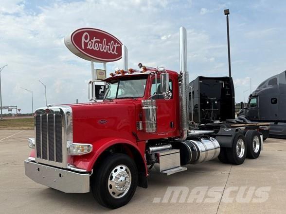 Peterbilt 389 Tractor Units