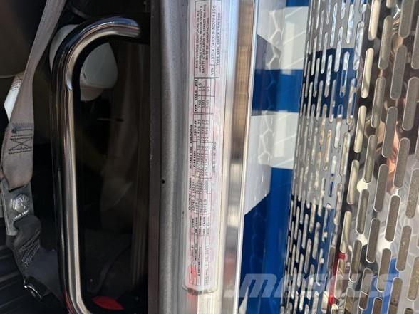 Peterbilt 389 Tractor Units