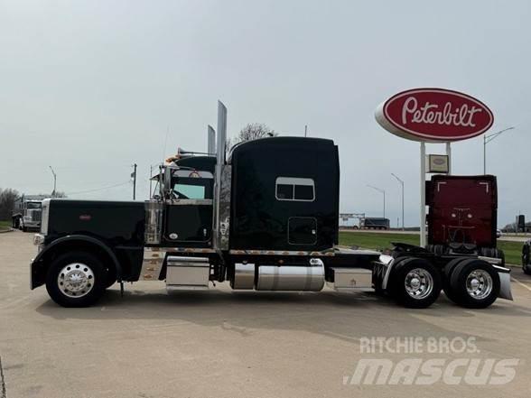 Peterbilt 389 Tractor Units