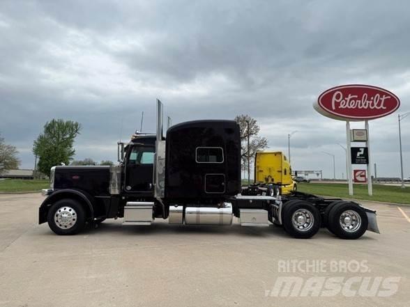 Peterbilt 389 Tractor Units
