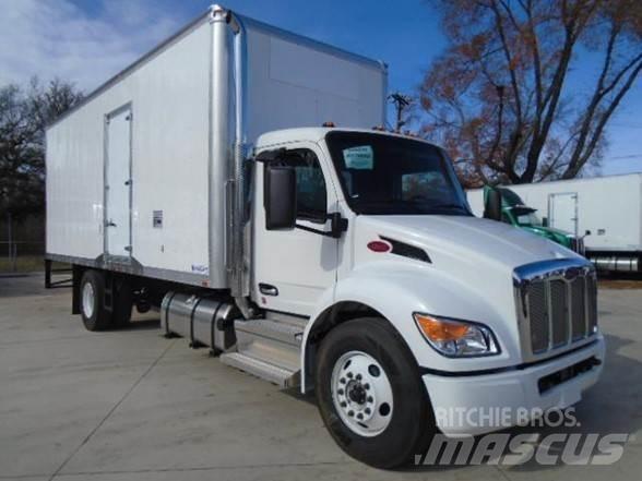 Peterbilt 536 Construction - Others