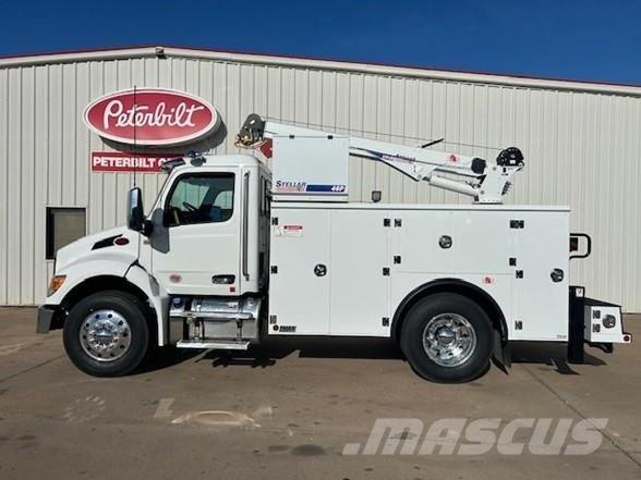 Peterbilt 536 Construction - Others