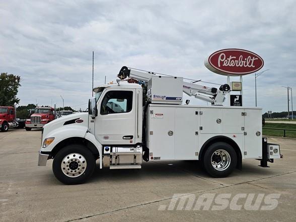 Peterbilt 536 Construction - Others