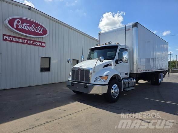 Peterbilt 536 Construction - Others