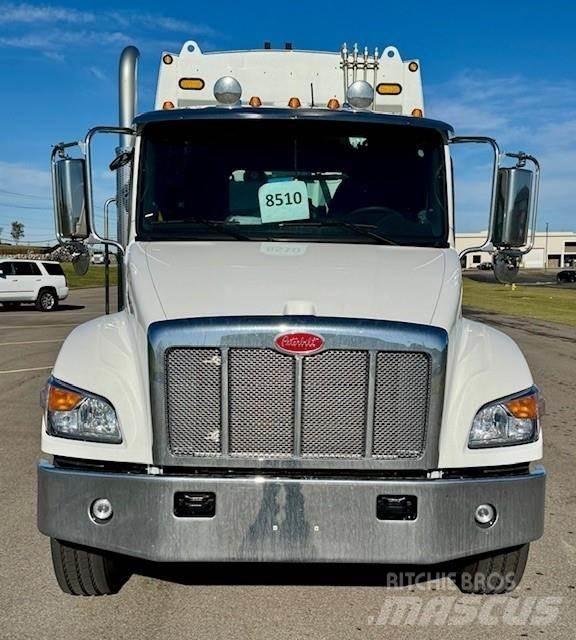 Peterbilt 548 Waste trucks