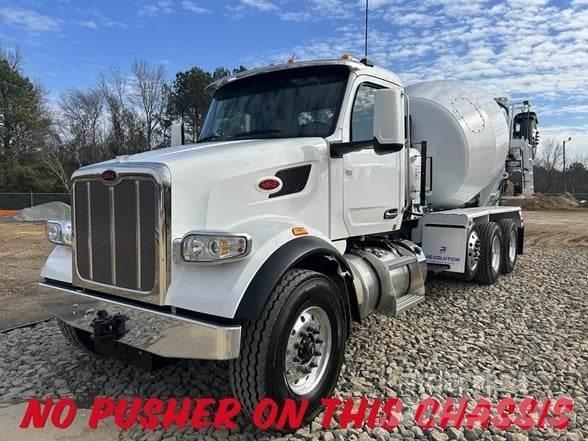 Peterbilt 567 Construction - Others
