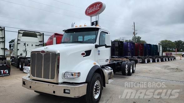 Peterbilt 567 Chassis Cab trucks