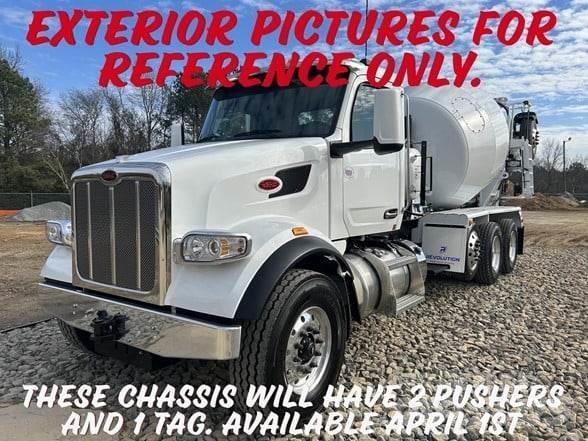 Peterbilt 567 Construction - Others
