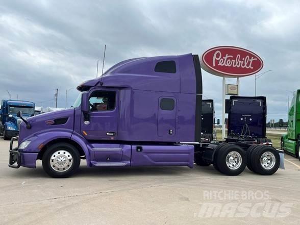 Peterbilt 579 Tractor Units