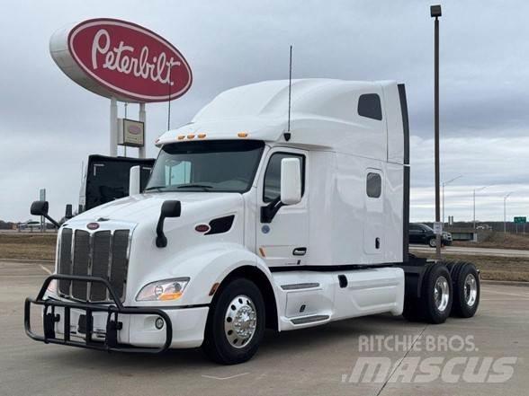 Peterbilt 579 Tractor Units