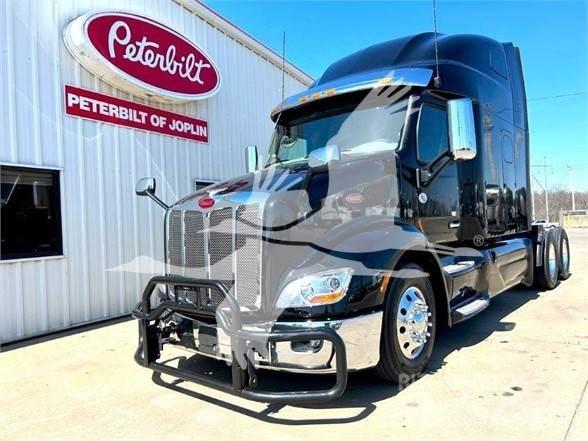 Peterbilt 579 Tractor Units