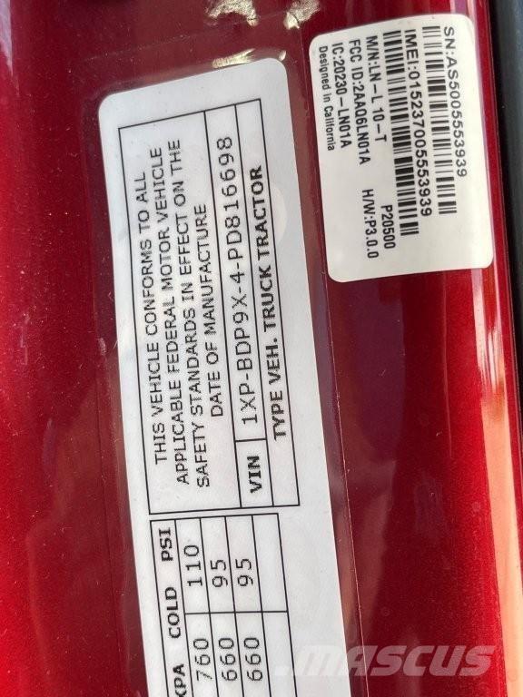 Peterbilt 579 Tractor Units