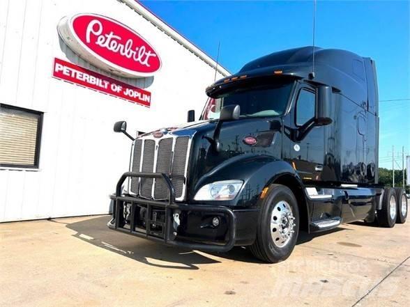 Peterbilt 579 Tractor Units