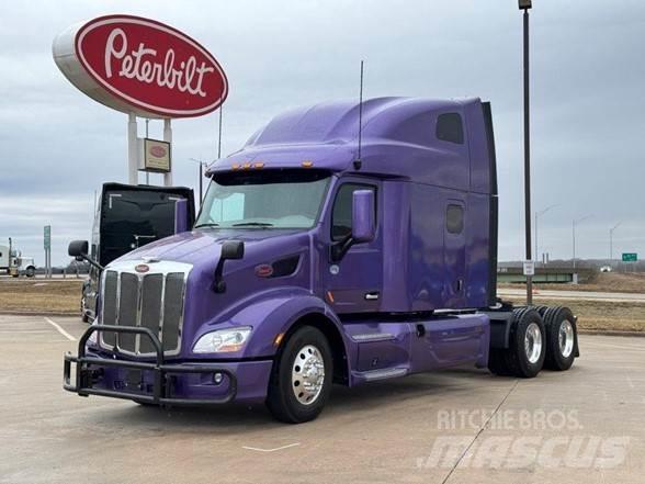 Peterbilt 579 Tractor Units
