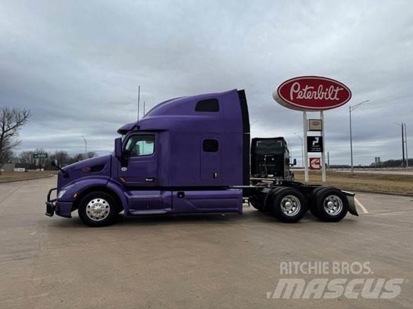 Peterbilt 579 Tractor Units