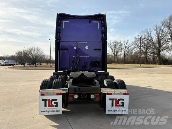 Peterbilt 579 Tractor Units