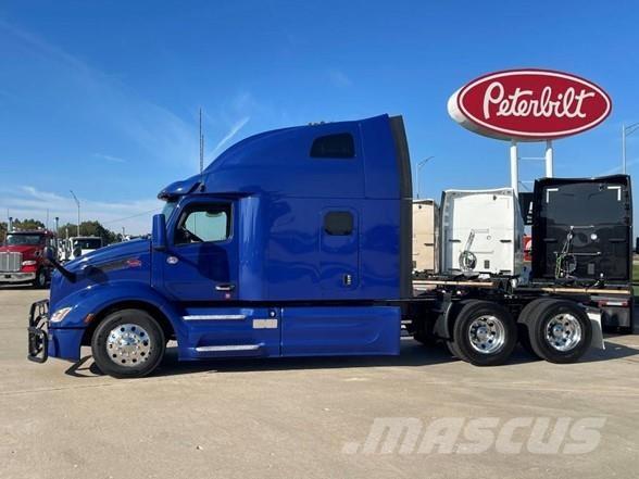 Peterbilt 579 Tractor Units