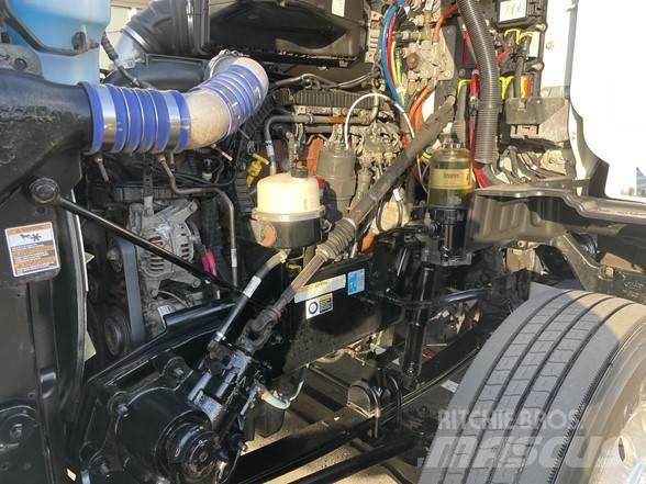 Peterbilt 579 Tractor Units