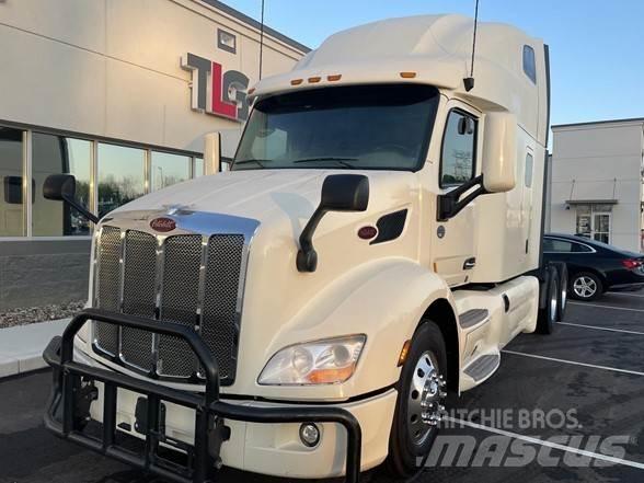 Peterbilt 579 Tractor Units