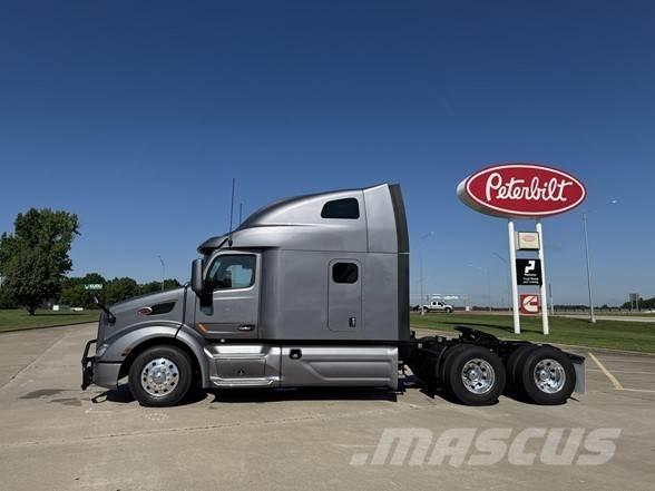 Peterbilt 579 Tractor Units
