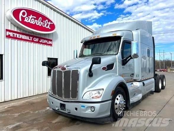Peterbilt 579 Tractor Units
