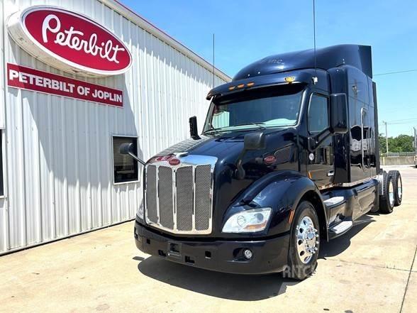 Peterbilt 579 Tractor Units