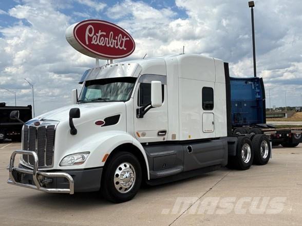 Peterbilt 579 Tractor Units