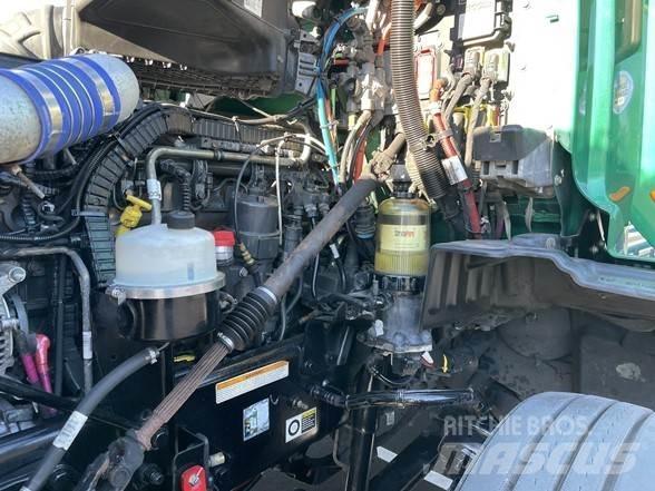 Peterbilt 579 Tractor Units