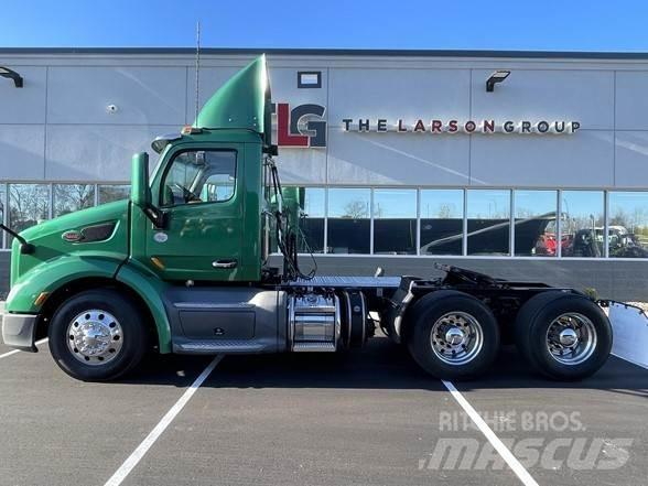 Peterbilt 579 Tractor Units