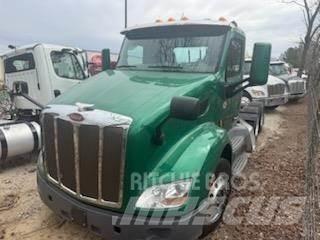 Peterbilt 579 Tractor Units