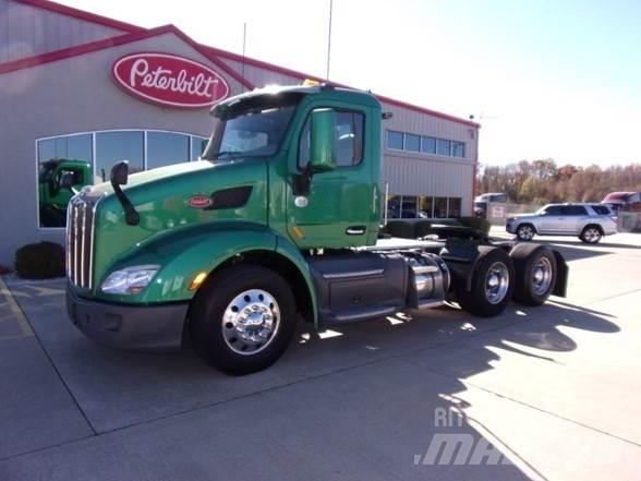 Peterbilt 579 Tractor Units