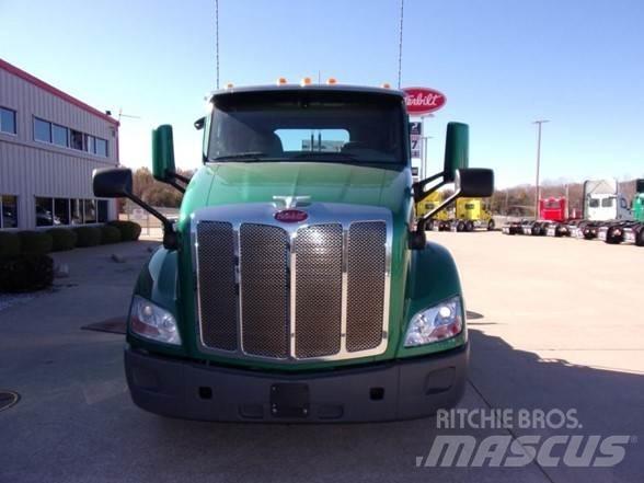 Peterbilt 579 Tractor Units